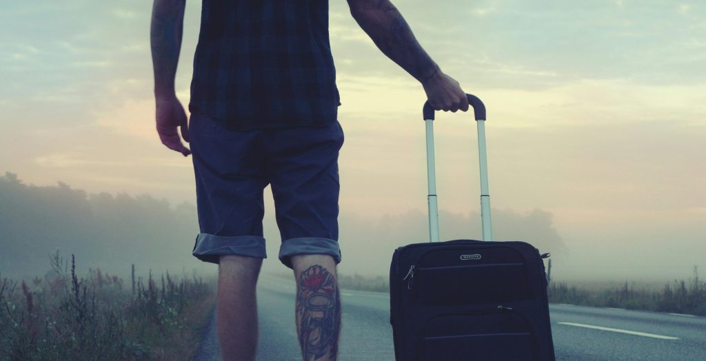 voyageur valise outre-mer